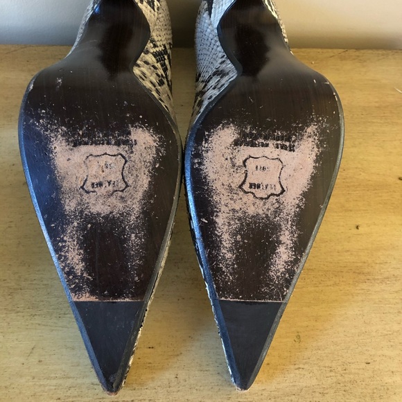 Stuart Weitzman vintage snakeskin pumps - Picture 3 of 7